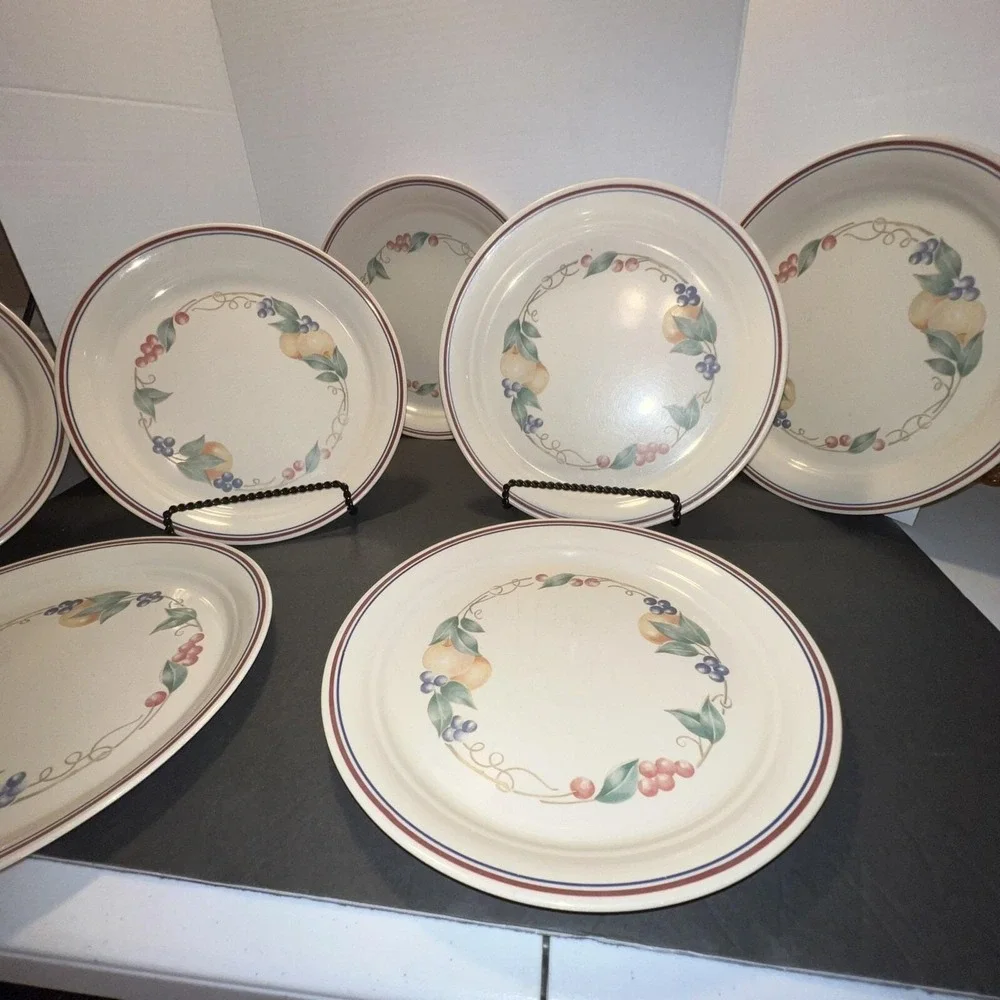 Corelle‎ Corning Ware Set of Seven 7 ABUNDANCE Fruit Design Luncheon Plates